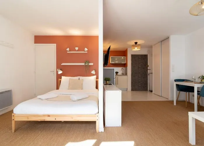 Apartment Vieux -nice Neat And Fully Equipped !