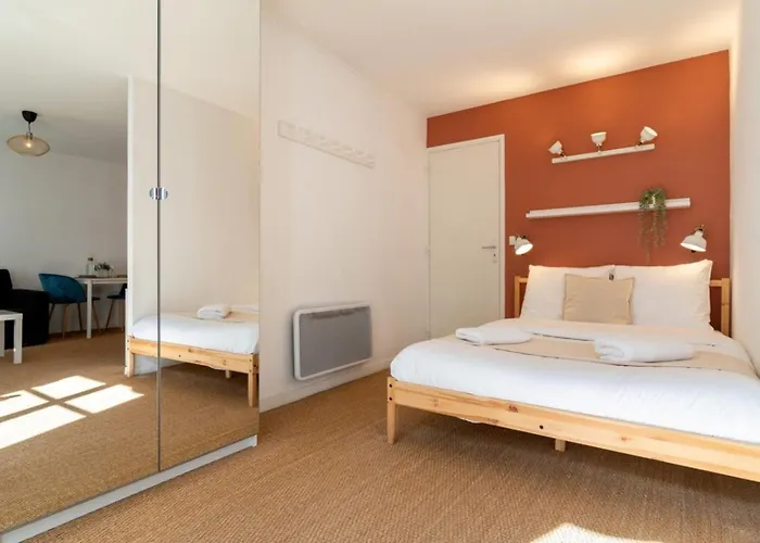 Vieux -nice Neat And Fully Equipped !